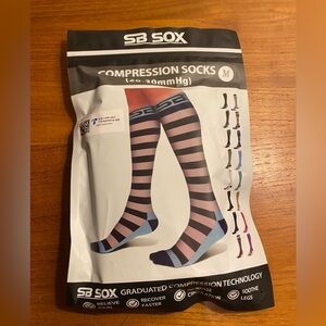 Pair of SB SOX Compression Socks - Medium NWT